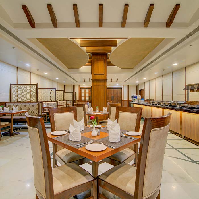 restaurant in hotel home IN